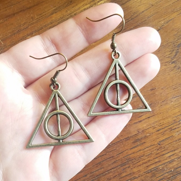 NWOT Bronze Deathly Hallows Triangle Earrings - Picture 2 of 3
